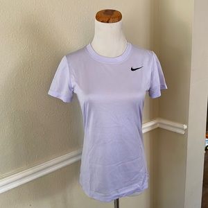 Women’s Dri-Fit Nike Tee Lavender Size XS